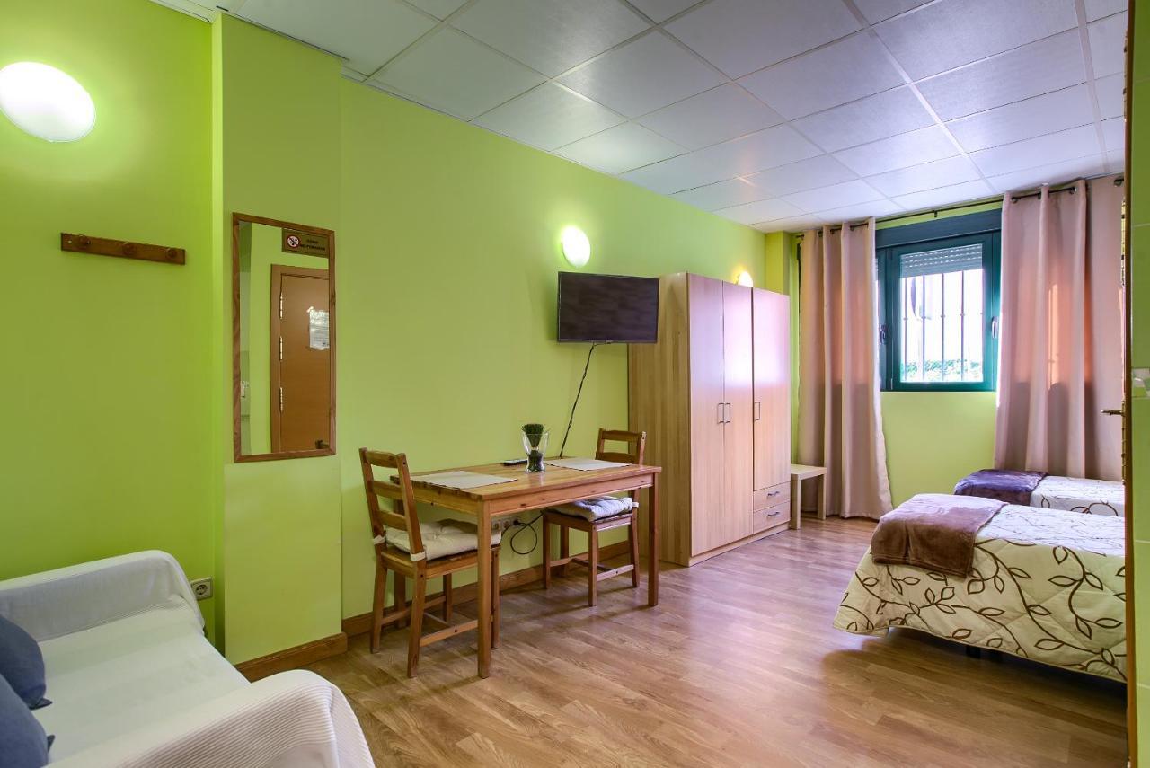 Apartamentos Barajas Madrid Exterior foto