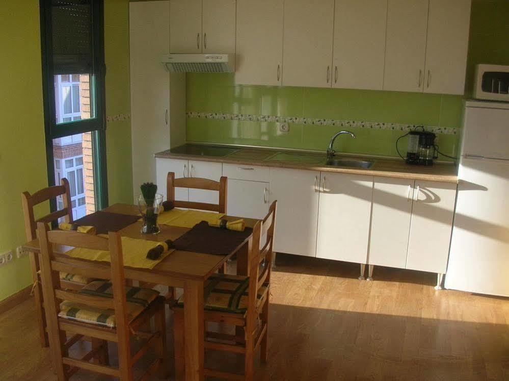 Apartamentos Barajas Madrid Exterior foto